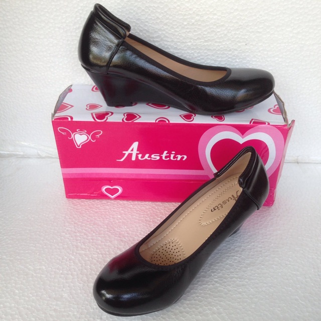 Wedges kerja Austin