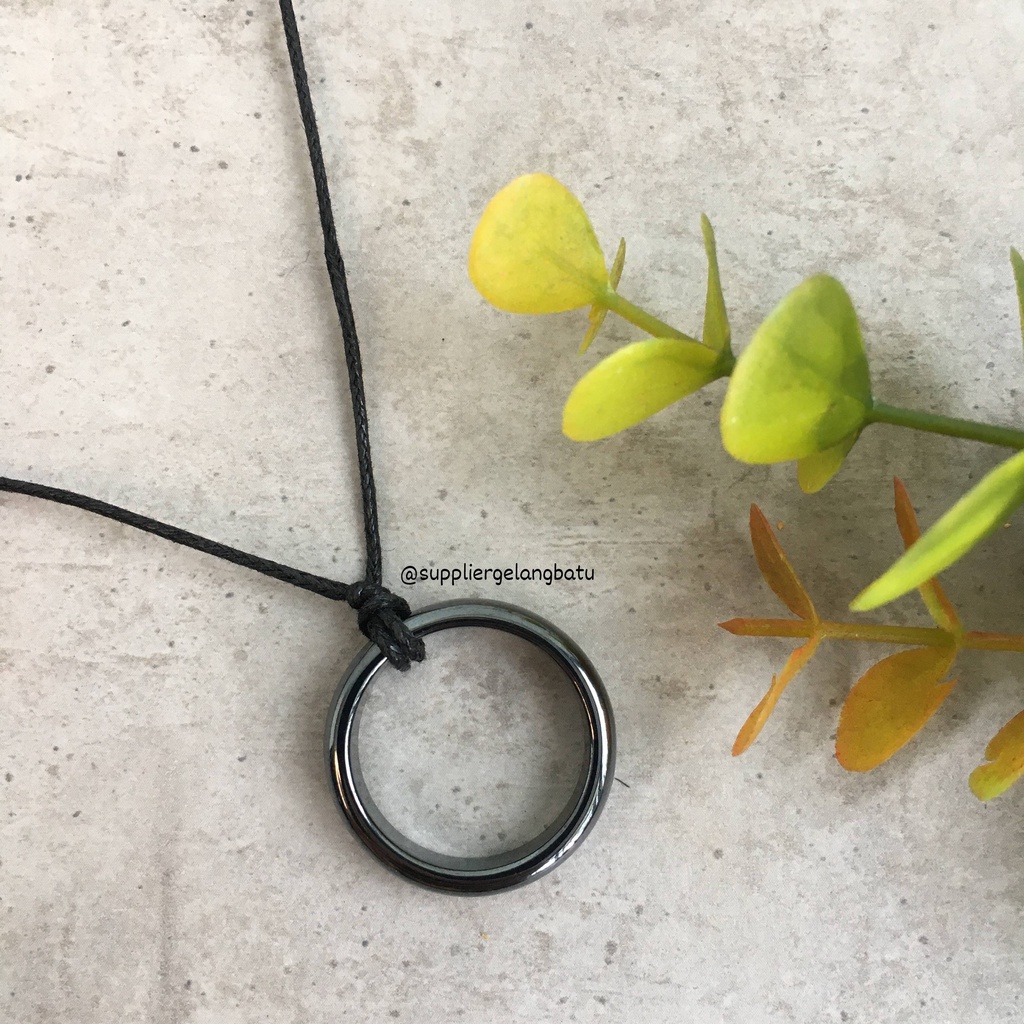 Kalung Korea Tali Hitam 1MM Pria Wanita Liontin Bandul Cincin Besar