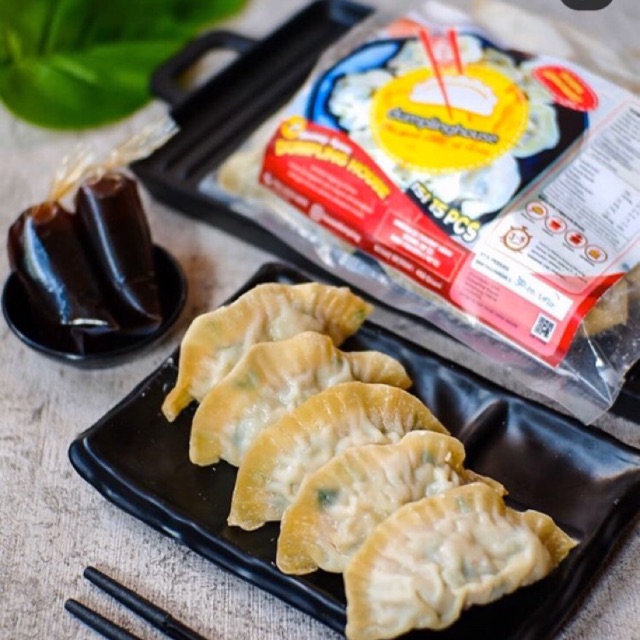 

DUMPLING HOUSE Gyoza / Dumpling / Kuotie Ayam 15pcs