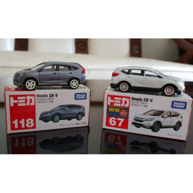 Tomica Honda CRV 118 dan 67