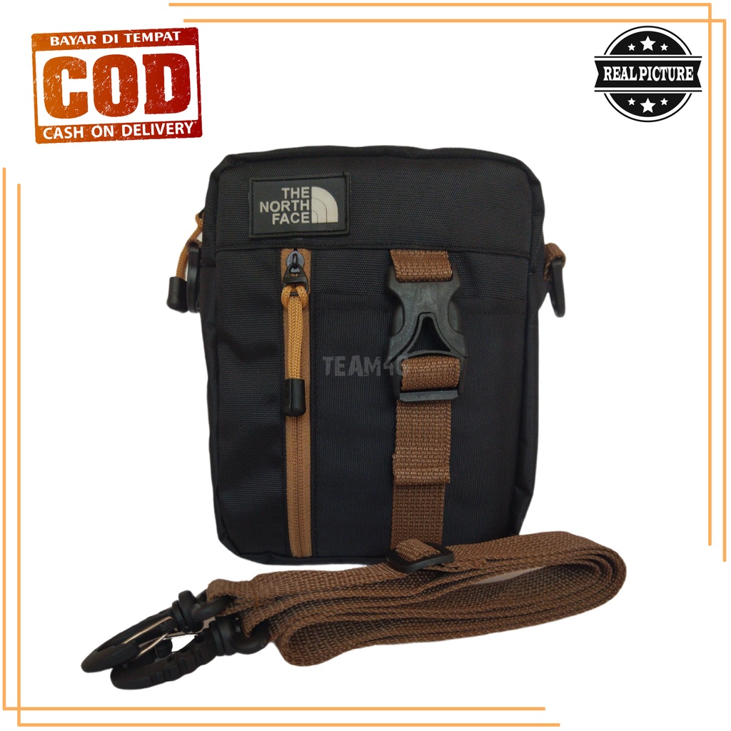 Tas Selempang Slingbag Waistbag Free Celana Chino Pendek Distro