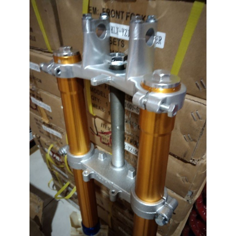 MGV USD TIPE YZ 85 CHINA MERK MGV WARNA GOLD DAN SILVER