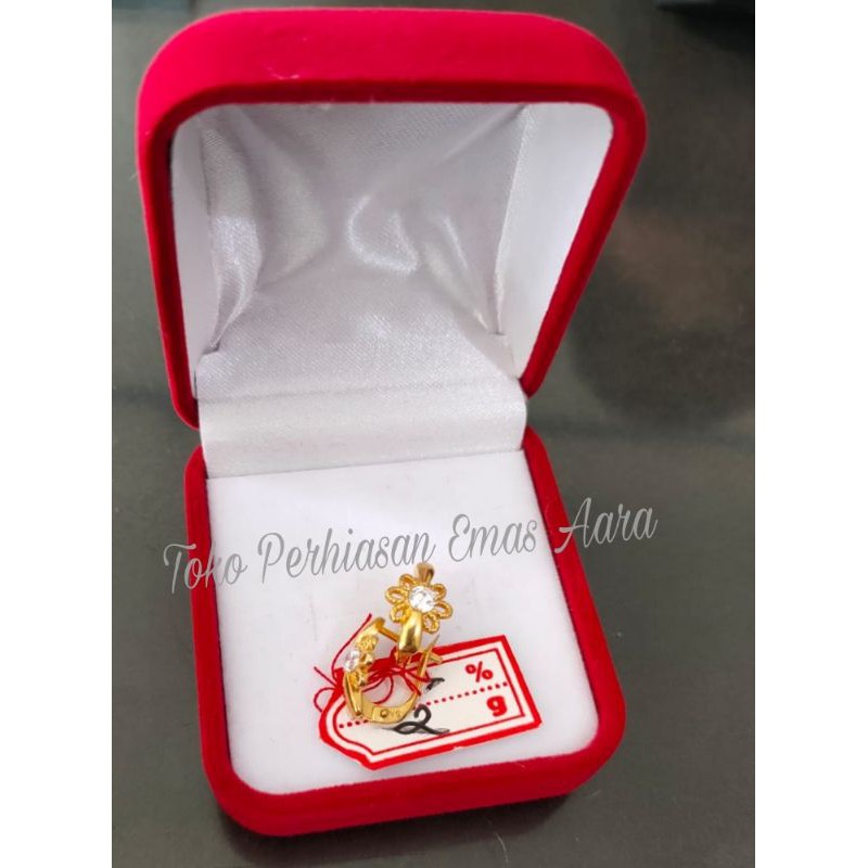 Anting Emas 375 Klip Bunga AD