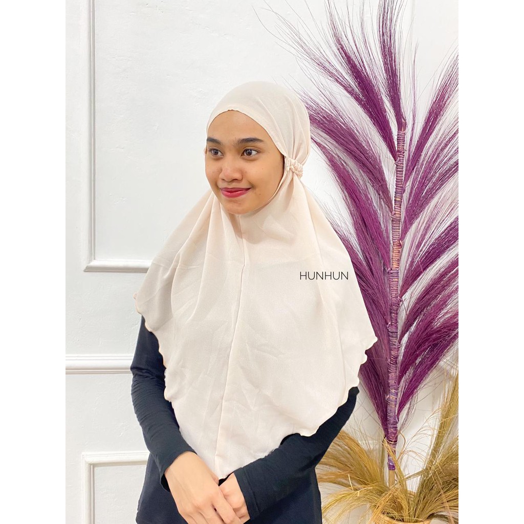Instan Sabila Kerut Diamond Crepe Termurah Pusatgrosir_solo/ Hijab Jilbab Instan Hits Selebgram-INSTAN SABILA KREM