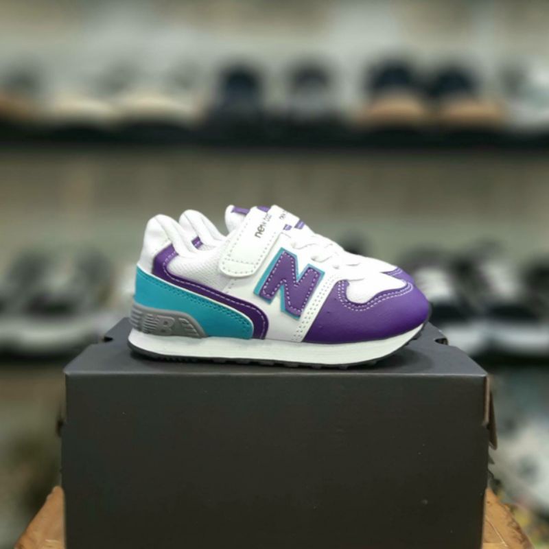SNEAKERS SEPATU ANAK LAKI PEREMPUAN PEREKAT TALI IMPORT