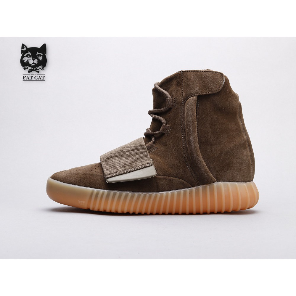  Sepatu  Sneakers Olahraga Model  Adidas  Yeezy 750 Warna 