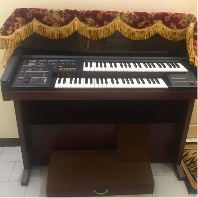 Organ Yamaha Electone HE-4