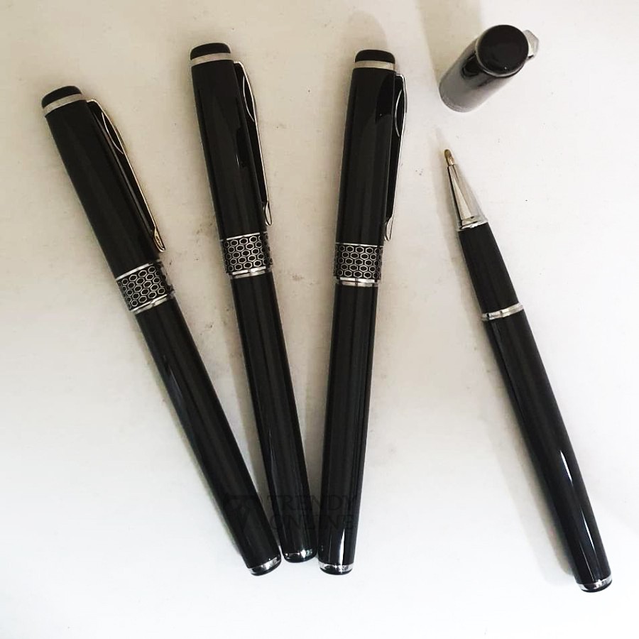 

Pulpen Roller Ball 720 Hitam Klip Silver | Pen Ball Point Metal | Bisa di Cetak Nama