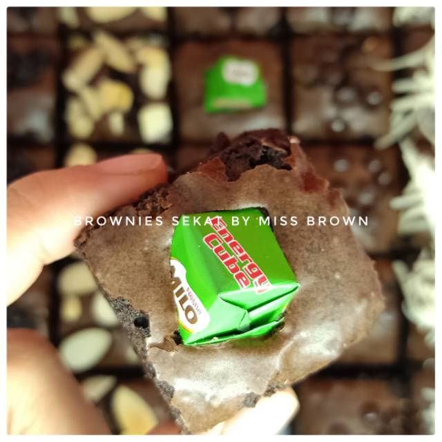 

brownies sekat by Miss Brown / brownies potong/ sekatbrownies / brokat / browkat / brownie panggang
