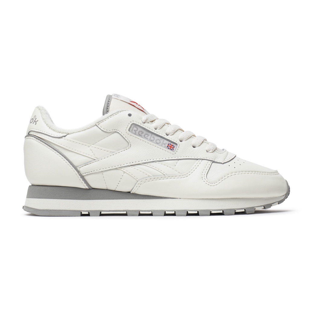 Reebok Classic Leather 1983 Vintage Chalk Sepatu Sneakers Unisex Original