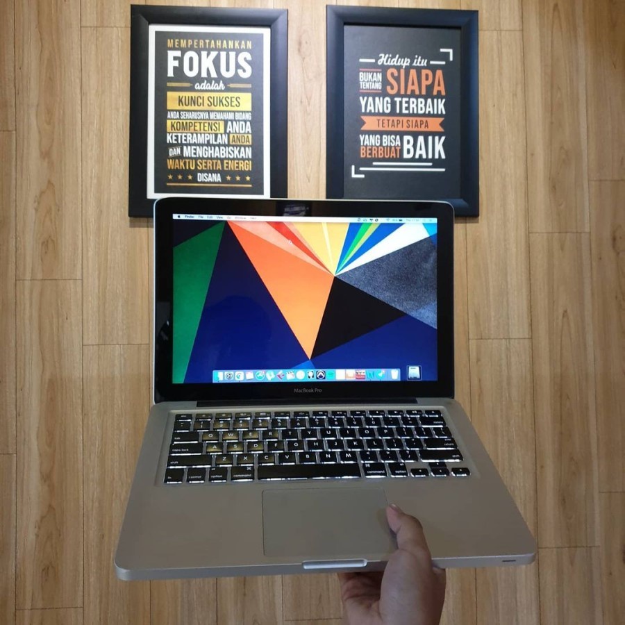 MACBOOK PRO RAM 4GB HDD 500GB BEKAS SECOND