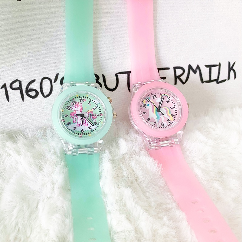 Jam Tangan Anak anak Unicorn Kartun Balita Mainan Bayi Jam Tangan Pelangi Kuda Gadis Bercahaya Berkedip Lampu Elektronik Jam Tangan