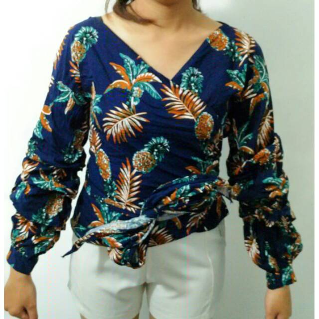 

Navy pineapple