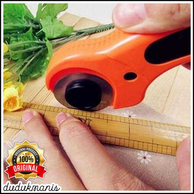 

Kusus Hari Ini Cutter Bulat Berputar Rotary Roller Blade 45Mm Per-391 Hemat