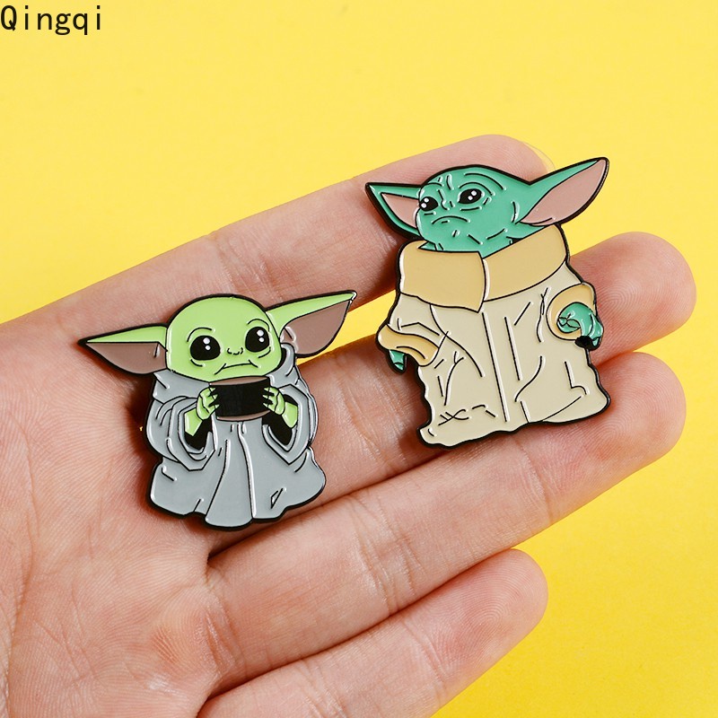 Star Wars Role Master Yoda Enamel Pins Classic Interstellar Movie Brooches Badges Gifts for Friends Cute Yoda Pin