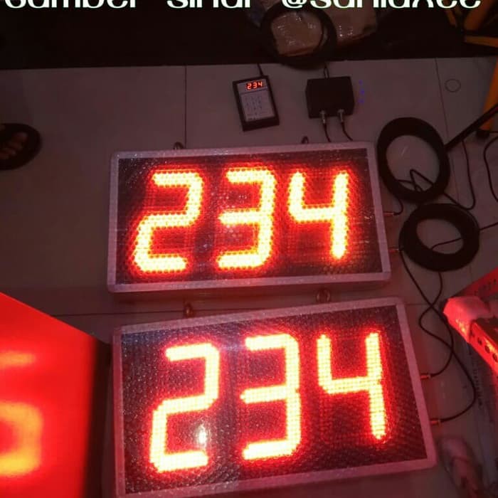 

3 digit 7 segmen 8 inch 2 display gereja