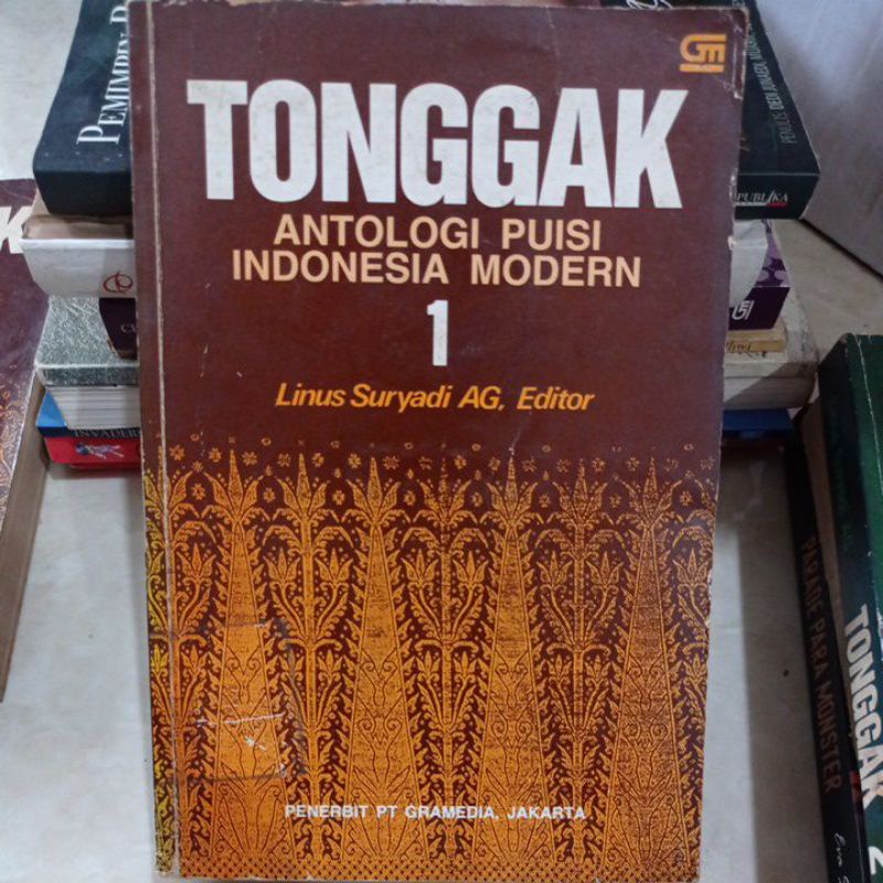 BUKU TONGGAK ANTOLOGI PUISI INDONESIA MODERN JILID I LINUS
