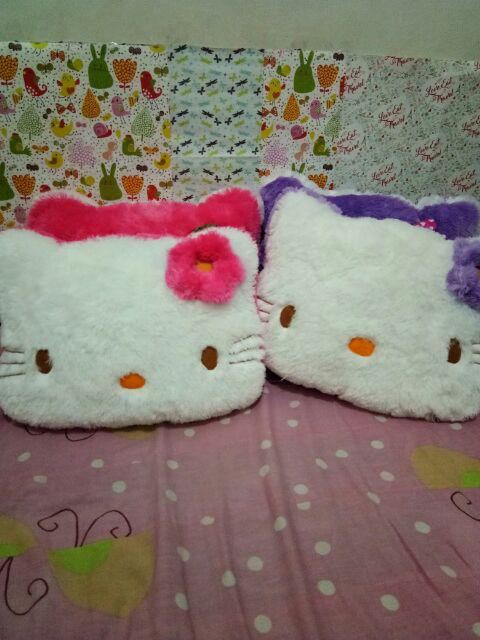 Bantal  Hello Kitty Full  Ungu