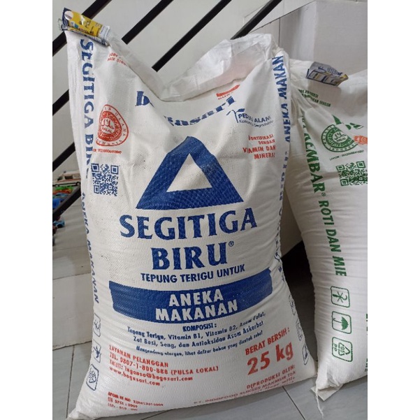 

TEPUNG SEGITIGA BIRU (Repack) /Tepung bogasari serbaguna