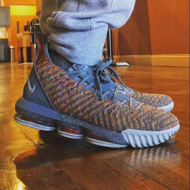 NIKE LEBRON 16 MULTICOLOR SILVER