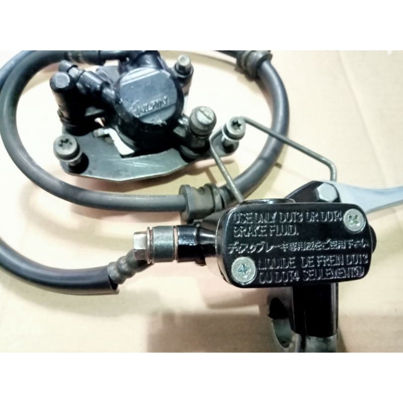 master kaliper rem depan Vario 125 fi original