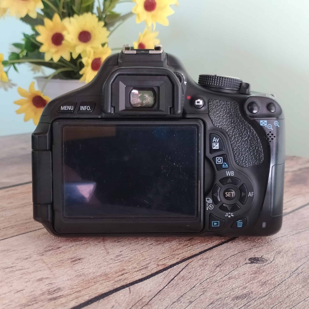KAMERA DSLR CANON EOS 600D KIT 18-55 SECOND MULUS PALING MURAH LAYAR FLIP - LENGKAP - FULL EFEK-4