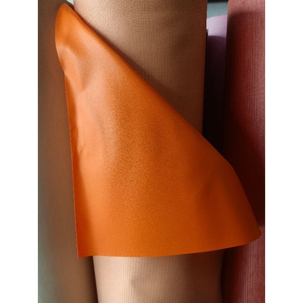 KULIT SINTESIS/KULIT IMITASI MOTIF POLOS bisa buat perlak bayi-Orange