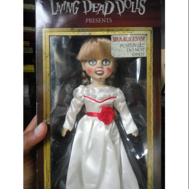 living dead dolls annabelle