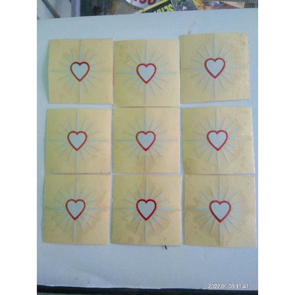 

sticker. hati bersinar