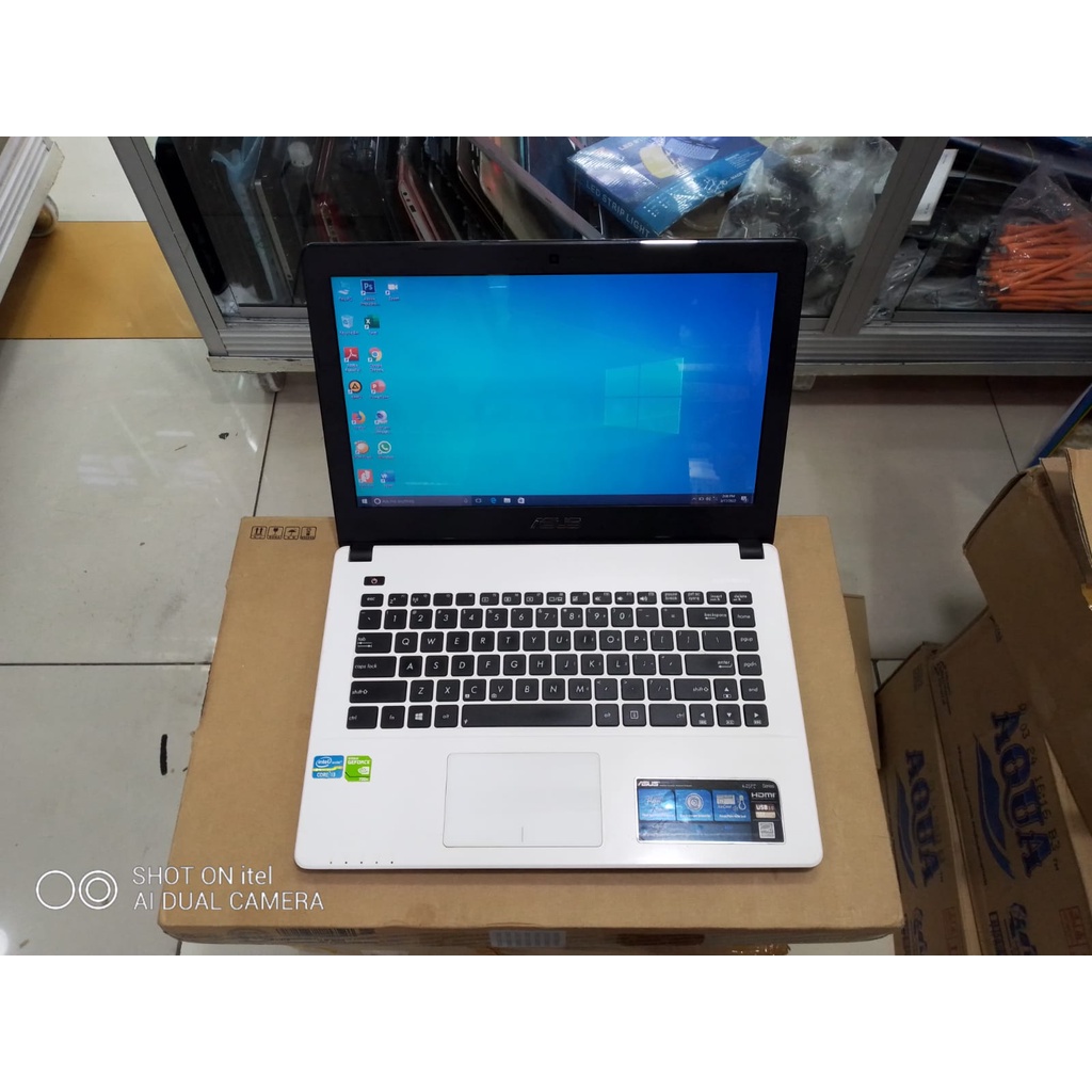 LAPTOP LEPTOP ASUS i3 HDD 500GB  VGA NVIDIA 2GB  GENERASI BARU WINDOWS10  SIAP PAKAI