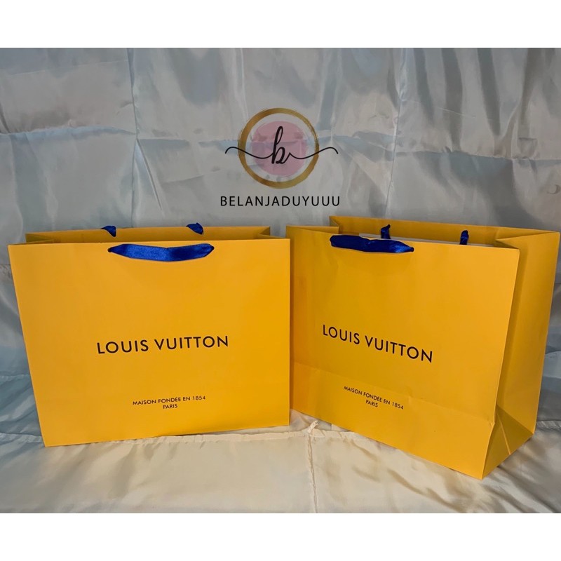 Paperbag LV (READY STOCK JKT )  Shopping Bag Branded Louis Vuitton Pembungkus Hadiah Kekinian  (Ready Stock Jakarta )