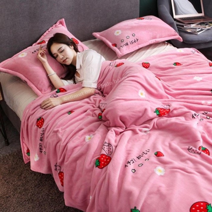 SELIMUT TEBAL KARAKTER DEWASA POLOS BULU C1X5 Halus Motif Merak 180x200 Termurah Terlaris STRAWBERRY