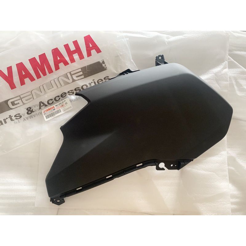 SAYAP DEPAN BODY COWLING NEW NMAX 2020 2021 KIRI HITAM DOFF ORIGINAL YGP