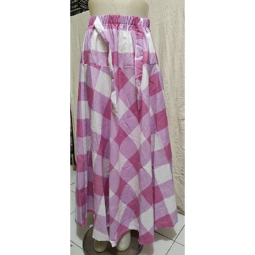 Rok panjang motif kotak dewasa model payung-Pink