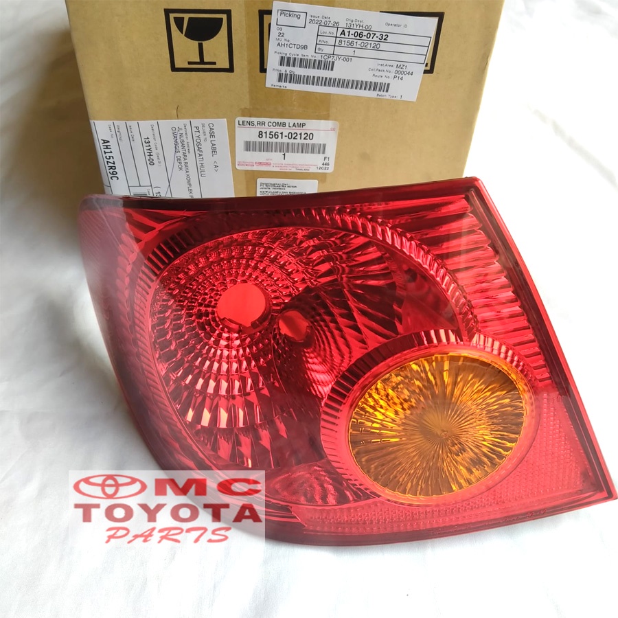 Lampu Stop Lamp Belakang Kiri Corolla Altis Old 81561-02120