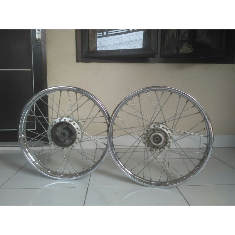 PRELOVED Velg Jari Jari Supra X 125 (Supra Lama) Ori Copotan Honda