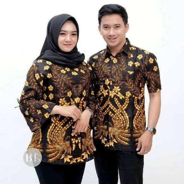 SETELAN BAJU BATIK COWOK DAN CEWEK