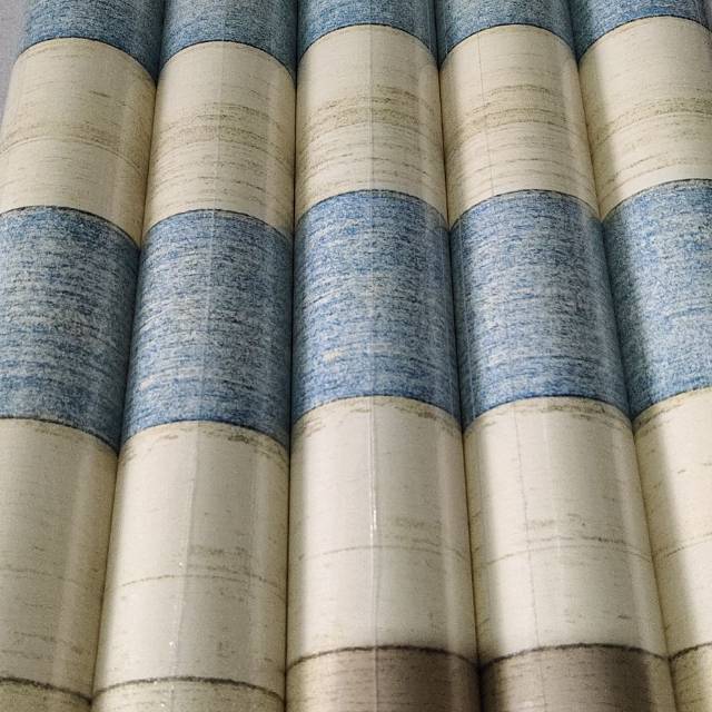 Grosir Murah Wallpaper Stiker  Dinding  motif kayu biru krem 