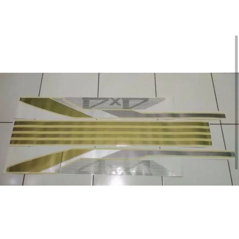 sticker striping stiker lis body samping Mobil Daihatsu Taft 4X4 GT hiline Rocky