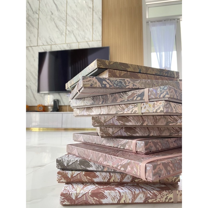 Farsha Series Buttonscarves Moss