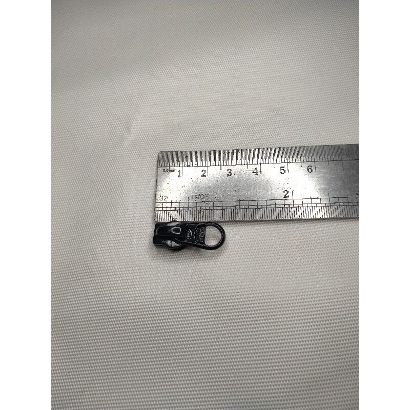 kepala resleting cebol terbalik YKK no. 5