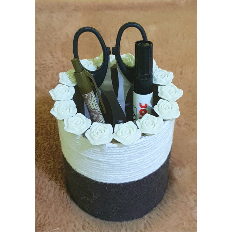 

Tempat Pensil Serbaguna