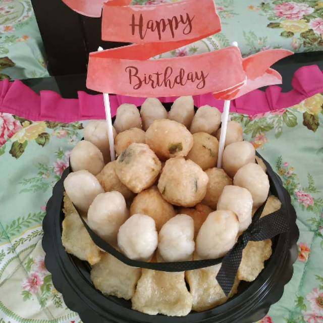 

Pempek hantaran ulang tahun pesta