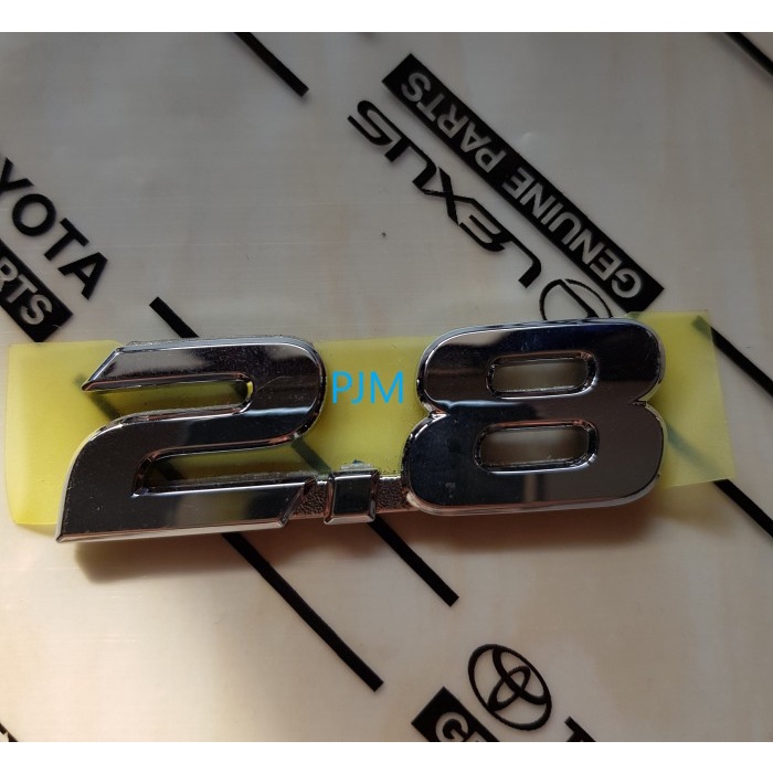 Emblem Merek 2.8 Fortuner Innova Original