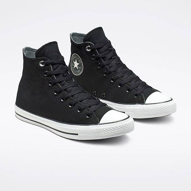 chuck taylor all star all black