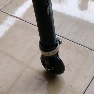 Landing Gear Roda Kecil Sepeda Lipat Dahon FNHON FOLDX Landing Gear Roda Kecil Sepeda Lipat Dahon FNHON FOLDX