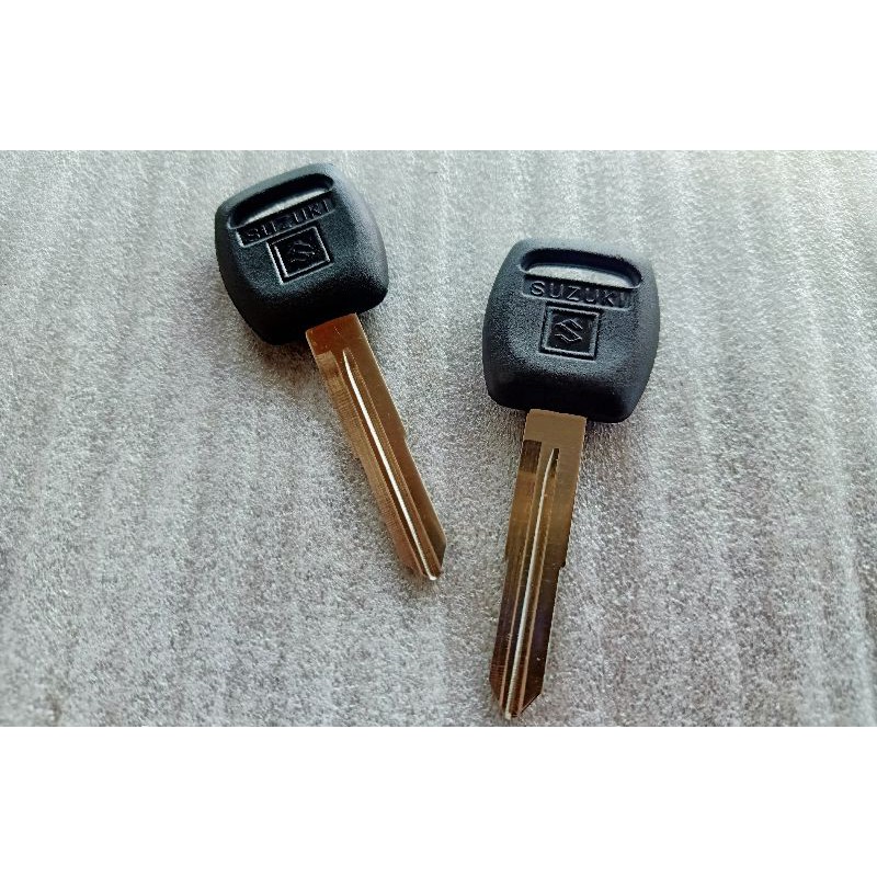 BAHAN duplikat kunci mobil suzuki apv,karimun,escudo,vitara