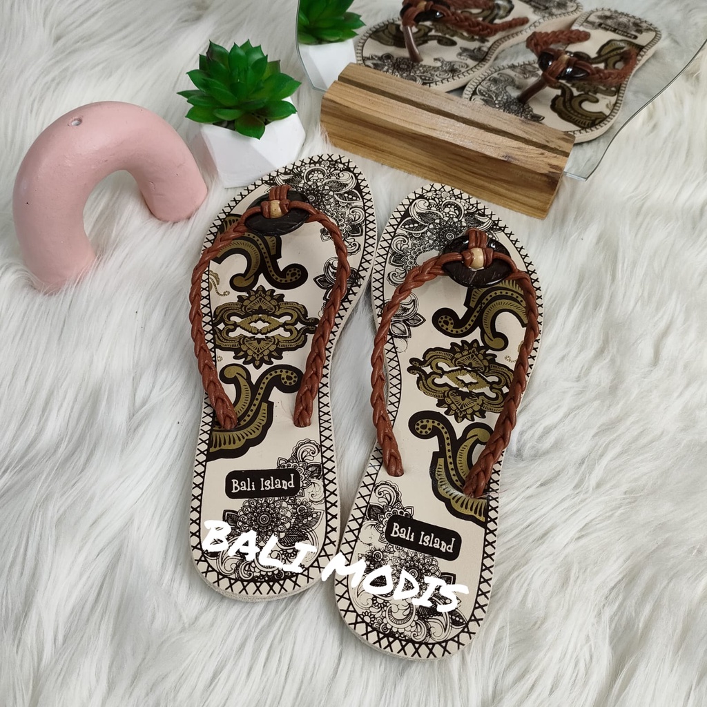 SANDAL WANITA JEPIT ETNIK BALI