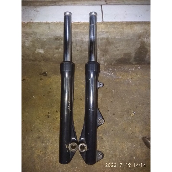 shock depan Honda Vario 110,Vario techno 110,beat,Scoopy,beat fi.barang second lepasan motor origina