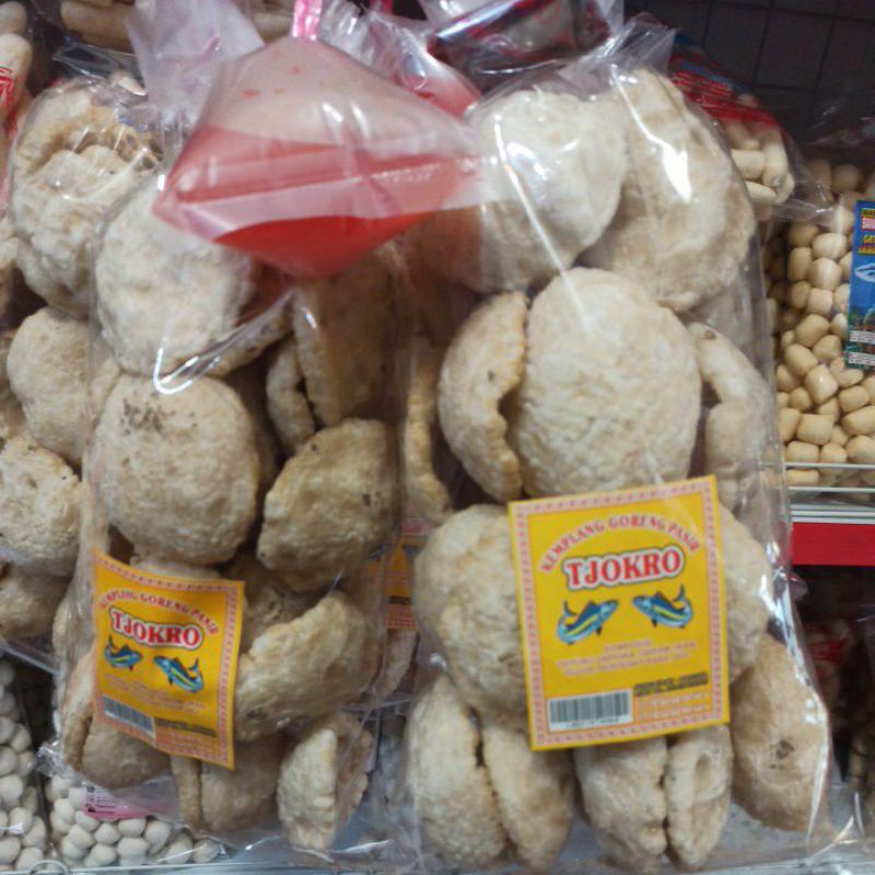 

Kemplang tjokro cuka dan sambel terasi